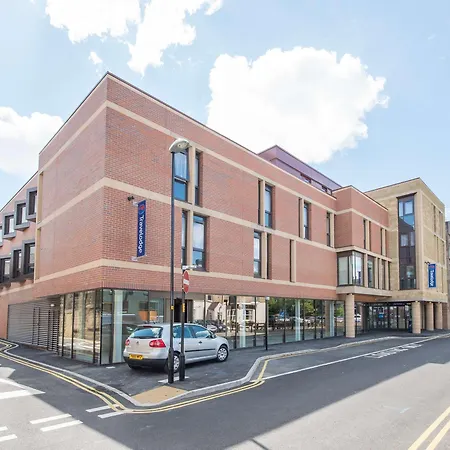 Travelodge West Park 3*