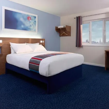 Travelodge West Park 3* هاروغايت