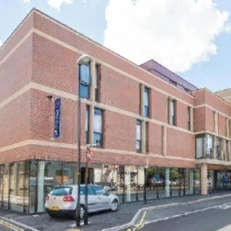 Travelodge West Park 3* هاروغايت