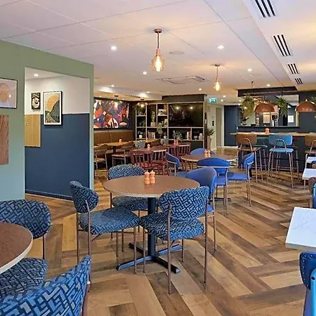 Travelodge West Park 3* هاروغايت