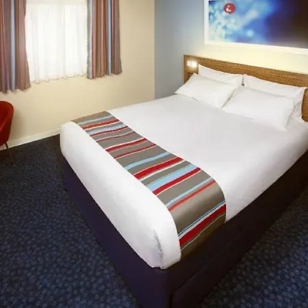 Travelodge West Park فندق هاروغايت