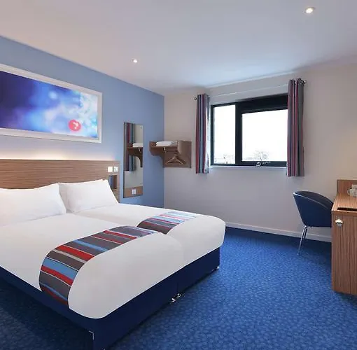 酒店 Travelodge West Park 哈罗盖特